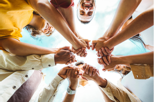 Vêtements & Accessoires : Sport & Associations